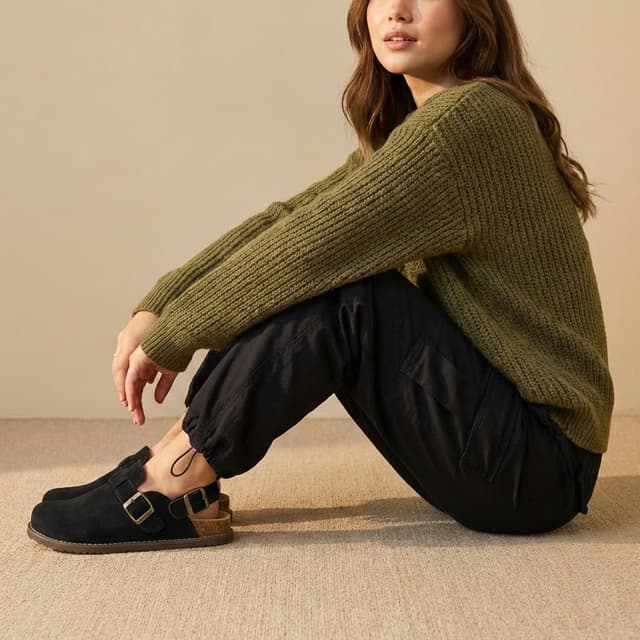 Thumbnail 4 de Cushionaire Brooklyn Suede Slides ⚙