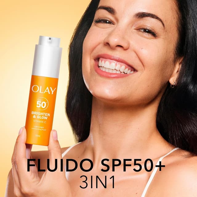 Detalle de Olay Vitamin C Brighten & Glow 3in1 Fluido Idratante SPF50+ (50 ml) – crema/primer con niacinamide