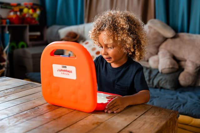 Thumbnail 5 de Jeu éducatif Nathan J apprendre à écrire 4 ans