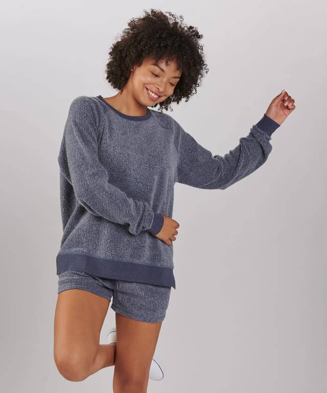 Detalle de Boxercraft Women’s NCAA Team Logo Fleece Out Crew