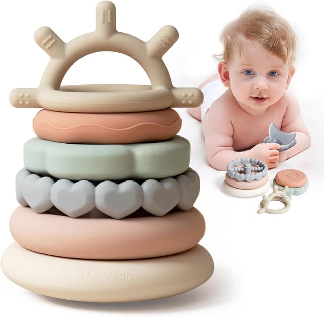 Detalle de Moonkie Stacks of Circles 7-piece stacking toy