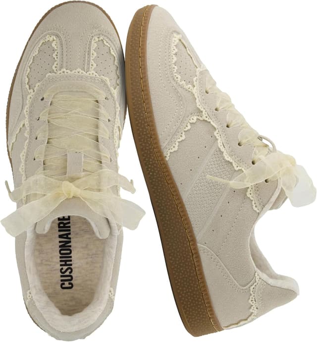 Detalle de CUSHIONAIRE Belinda Women’s Lace Casual Sneakers