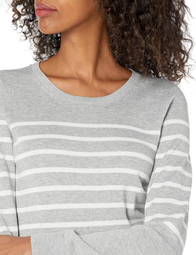Detalle de Amazon Essentials Damen Leichter Langärmeliger Pullover mit Rundhalsausschnitt (auch in Übergröße)