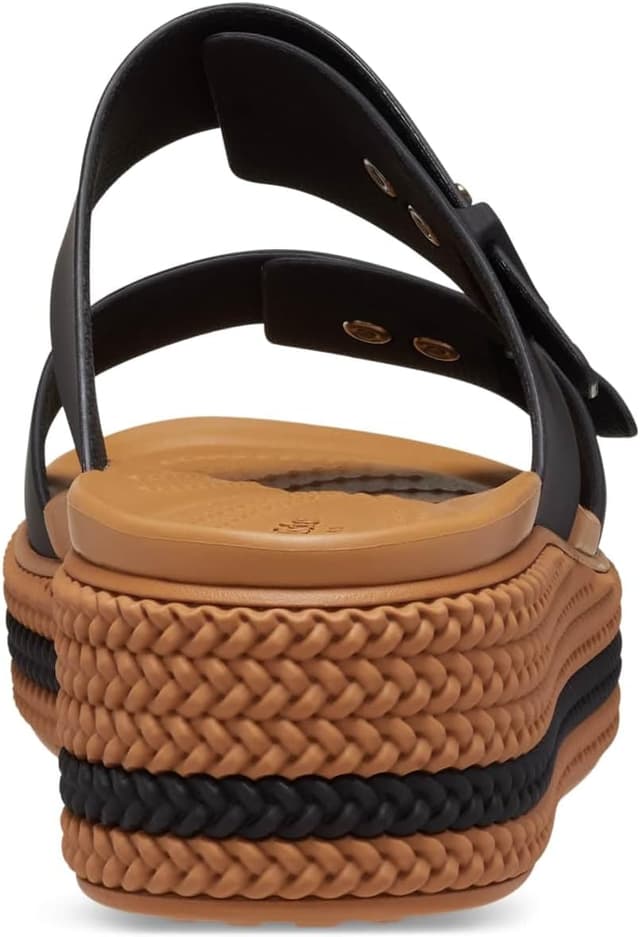 Detalle 2 de Crocs Brooklyn Woven Buckle women’s sandal (Black) – 9 UK Women