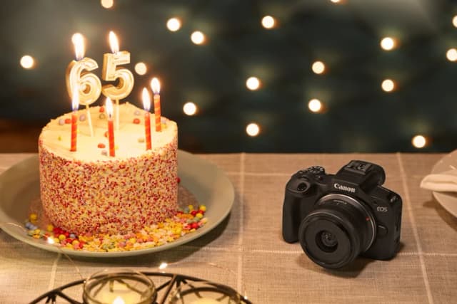 Thumbnail 8 de Canon EOS R100 Starterset – 356 g leicht