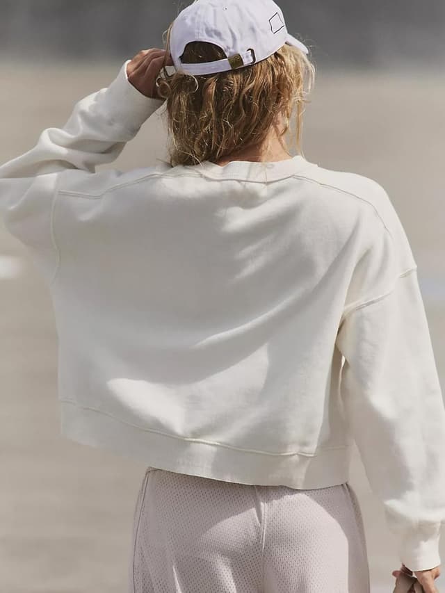 Detalle de Dressmine Women’s oversized cropped long sleeve sweatshirt/crewneck jumper