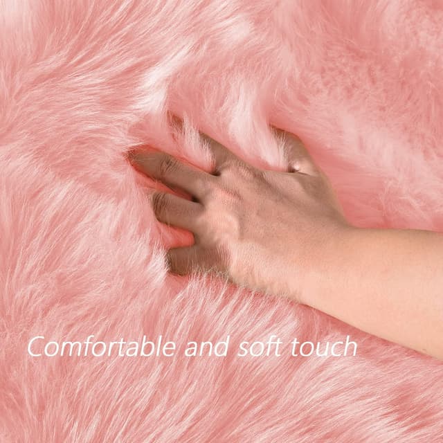 Detalle de Latepis Pink 8x10 Shaggy Faux Sheepskin Fur Area Rug