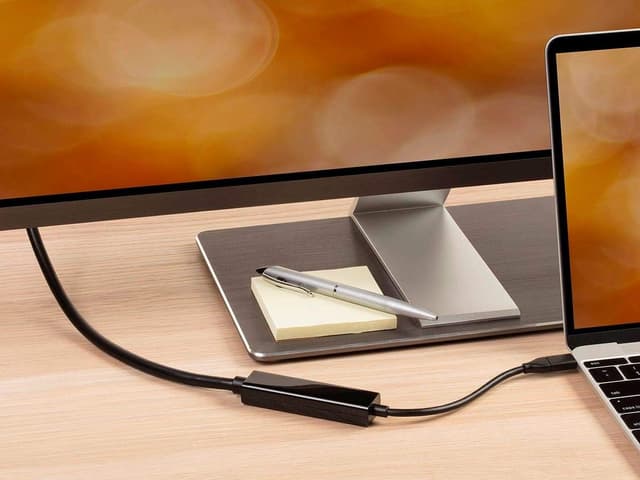 Detalle de Monoprice USB 3.1 Type-C to DisplayPort Cable (Active) — 10 ft, Black