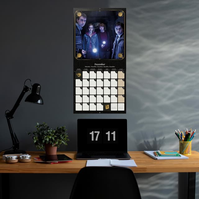 Thumbnail 4 de Grupo Erik Harry Potter Wall Calendar 2026 📅