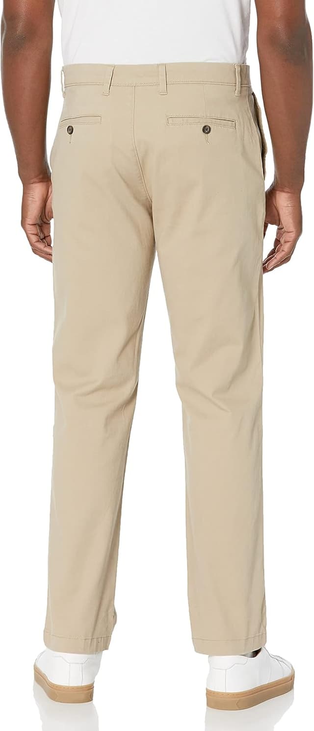 Detalle de Amazon Essentials Men’s Straight-Fit Casual Stretch Chino Trousers (Khaki)