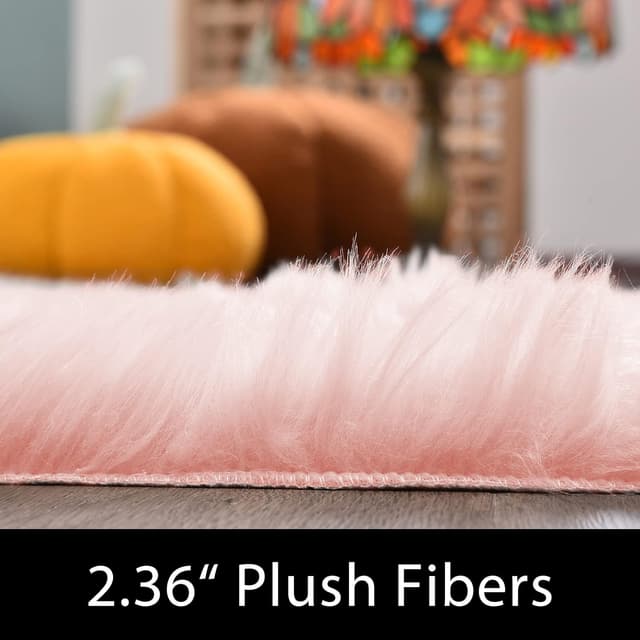 Detalle de Latepis Pink 8x10 Shaggy Faux Sheepskin Fur Area Rug
