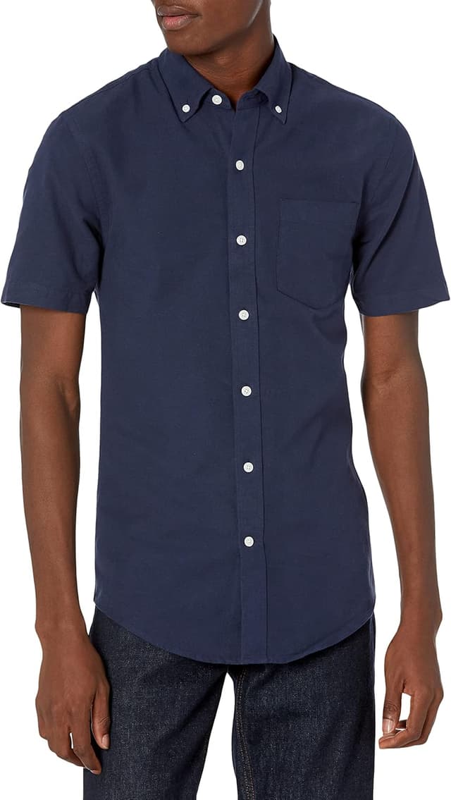 Detalle 2 de Amazon Essentials Slim-Fit Short-Sleeve Oxford Shirt