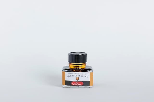 Detalle 2 de Herbin 13041T Inchiostro Ambra di Birmania 30 ml