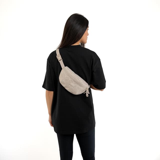 Detalle 2 de LARKSON Marsupio Beige Finn 3 litri