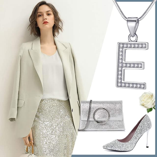 Detalle de Morella collana da donna con ciondoli a forma di lettera in argento 925 rodiato, lunghezza 45 cm