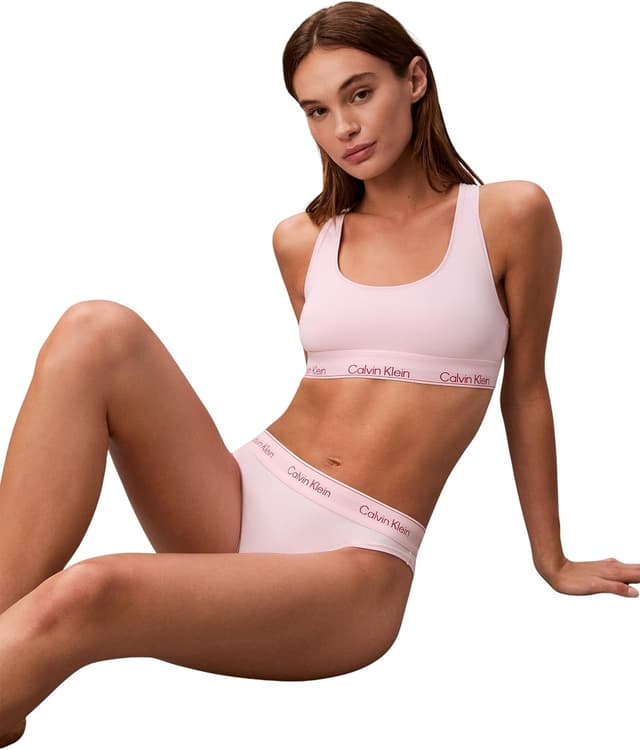 Detalle de Calvin Klein brassière femme unlined avec ceinture emblématique
