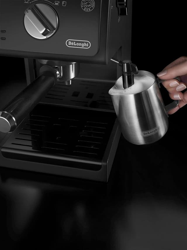 Detalle 2 de De'Longhi Espresso ECP31.21 Bomba, 1100W, 1.1L, Negro