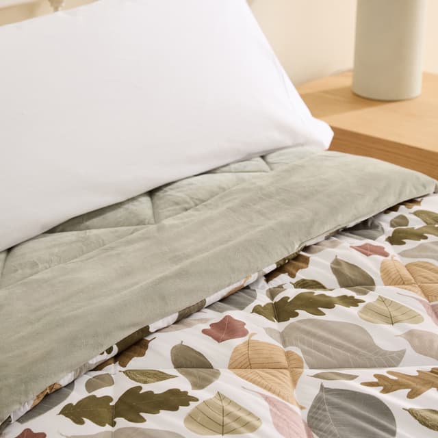 Detalle 2 de Basics El Corte Inglés Edredón reversible Metsa