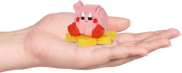 Detalle de Bandai Nanoblock Kirby (NBK141) – mini figurine en briques en kit de construction