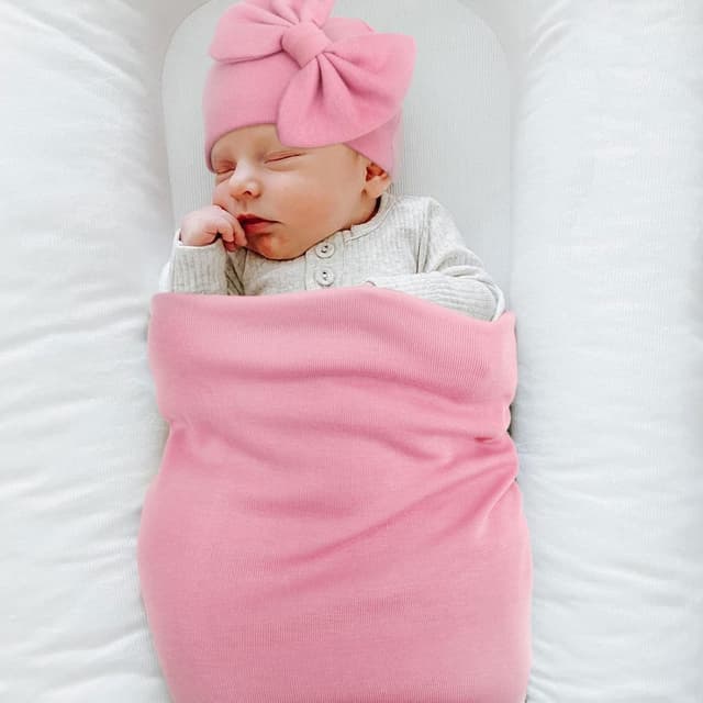 Thumbnail 4 de DRESHOW Newborn Receiving Blanket with Mittens & Hat