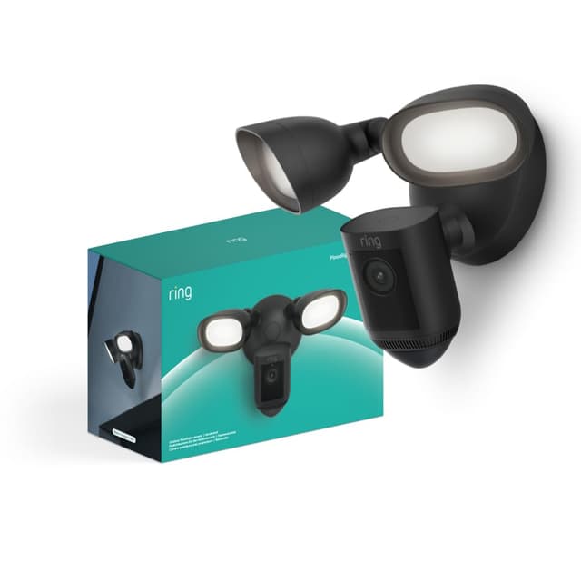 Detalle 2 de Ring Floodlight Cam Wired Pro 2K outdoor security camera