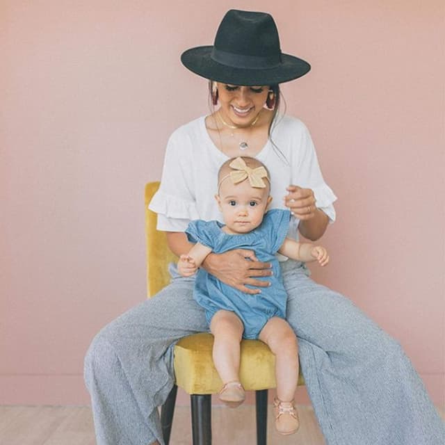 Thumbnail 6 de DRESHOW Baby Girl Headbands and Hair Bows – 10-pack nylon headbands with assorted bow styles