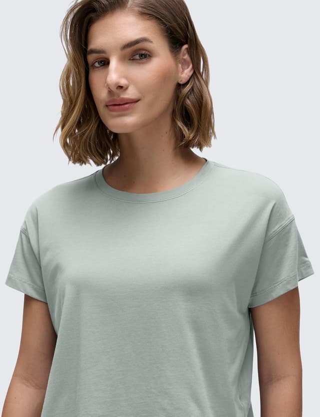 Detalle de CRZ YOGA crop top en coton Pima pour femme — coupe décontractée, manches courtes