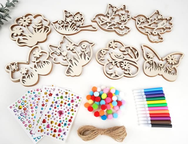 Thumbnail 6 de ARTREE lot de 30 pendentifs en bois à peindre pour enfants (Pâques et printemps) avec stylos, autocollants, pompons et corde