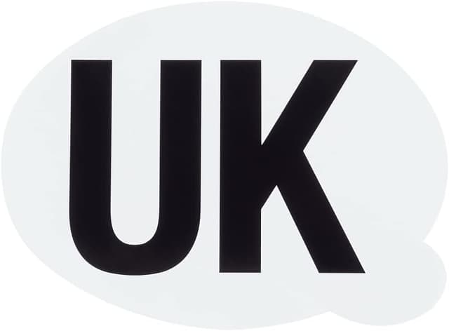 Detalle de RING Essential European Driving Travel Kit 2026 (8-piece) for UK motorists