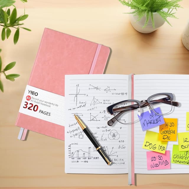 Detalle de A5 Hardback Thick Notebook (320 Pages) with Elastic Closure, Pen Loop & Inner Pocket – Pink, 14.5 x 21cm