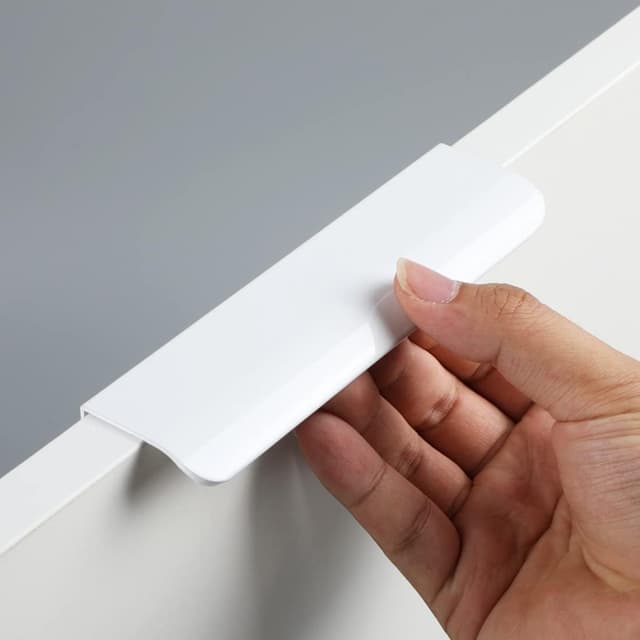 Detalle de HY HUIJUN 2 pezzi maniglie nascoste per armadio in alluminio bianco (interasse 64 mm, lunghezza 80 mm)