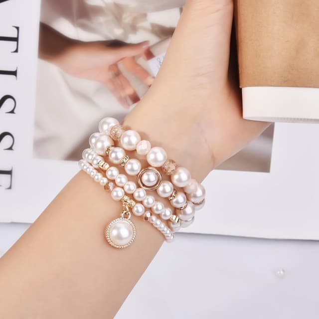 Detalle de VMORO Pearl Bracelet replacement strap for Apple Watch (44mm/46mm/45mm/42mm), light pink