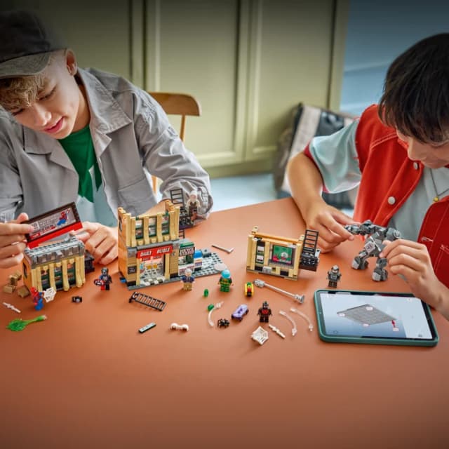 Thumbnail 3 de LEGO Marvel Spider-Man Daily Bugle 76342