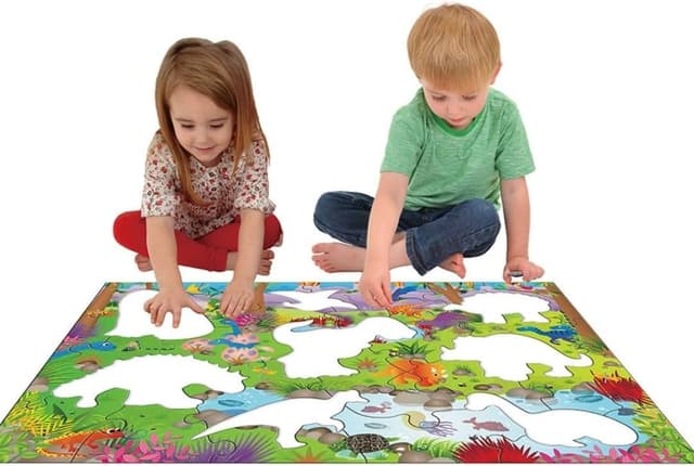 Detalle de Galt Toys Giant Floor Puzzle – Dinosaurs (30-piece) for ages 3+
