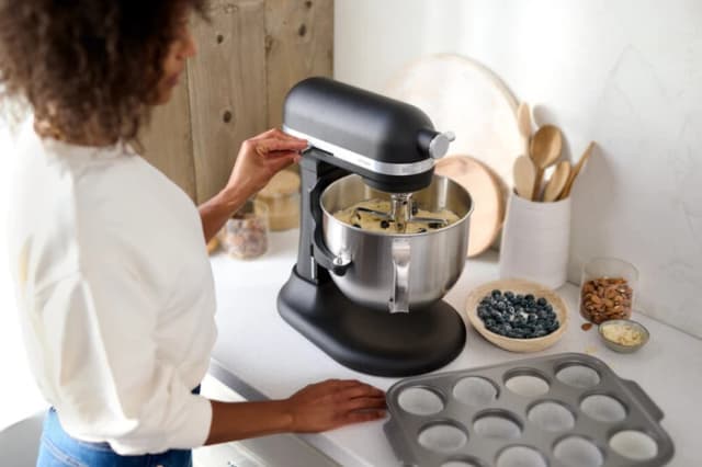 Thumbnail 2 de KitchenAid Artisan Bowl‑Lift 5KSM70SHXEBK 🍽