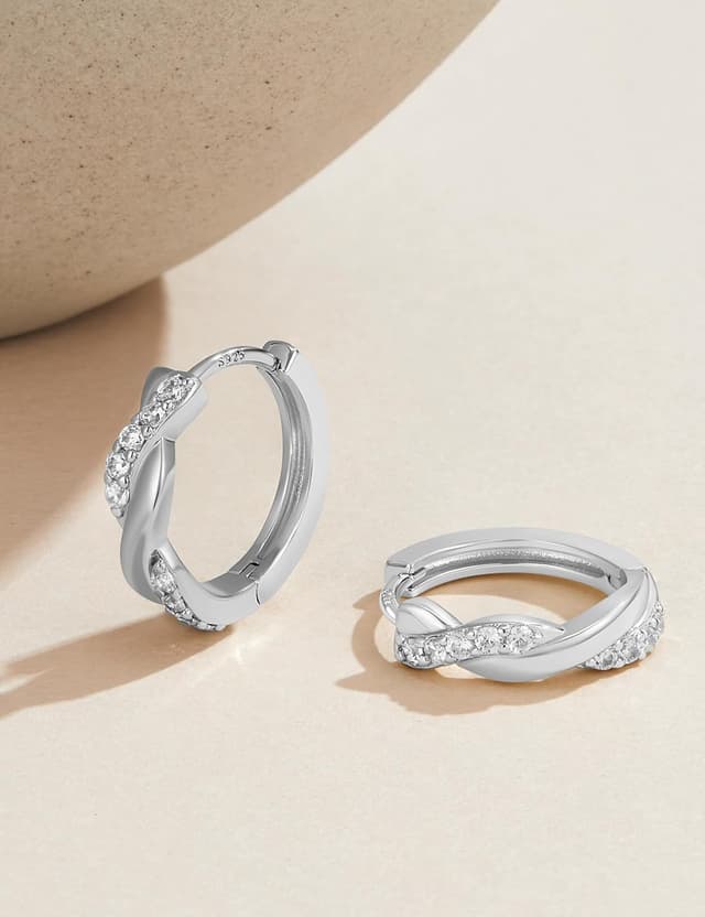 Detalle de MACACHII Ohrringe 3 Paar