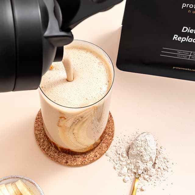 Thumbnail 2 de THE PROTEIN WORKS Galleta Millionaire’s 🍫🧁 2kg