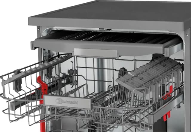 Detalle 2 de Bauknecht BKSV2 FAN freistehende Spülmaschine mit ActiveDry und Hygiene-Programm