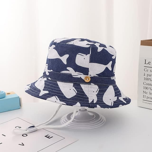 Detalle de Malaxlx kids bucket sun hat (50+ UPF) with adjustable chin strap and cute cartoon print