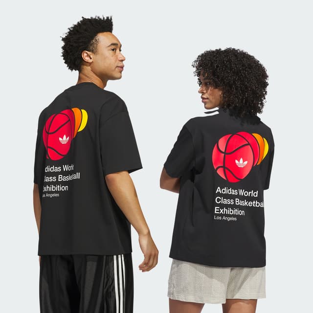 Detalle 2 de Camiseta Adidas World Class en negro