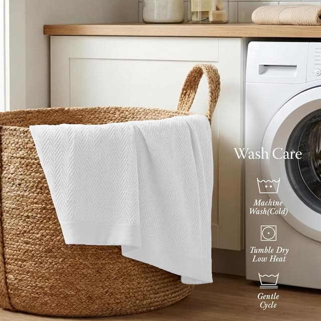 Detalle de Threadmill Luxury Cotton Blanket (Queen) — 100% Cotton Herringbone Throw, White, 90x92 inches