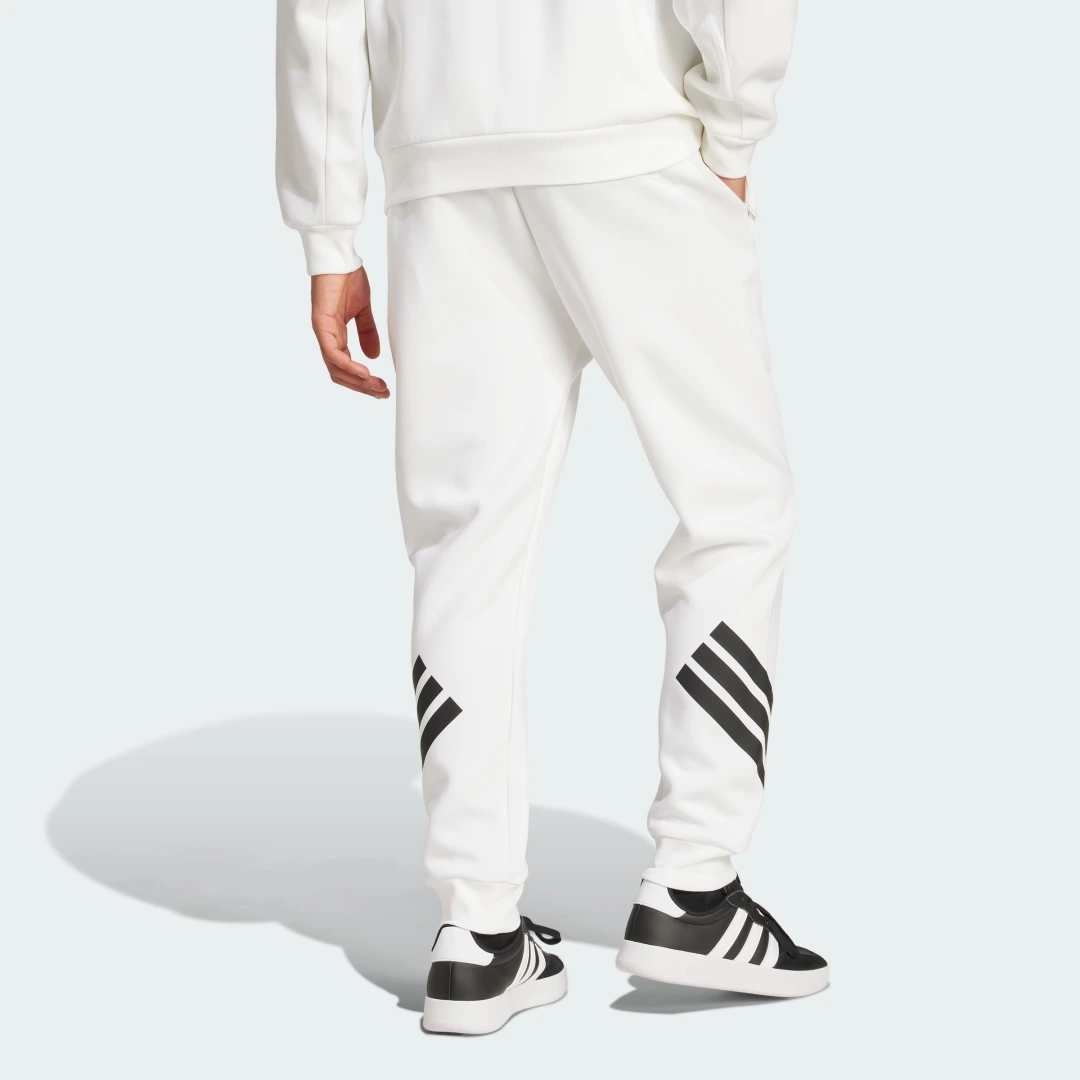 Detalle 2 de Pantalón Future Icons 3 Stripes de Adidas - Blanco