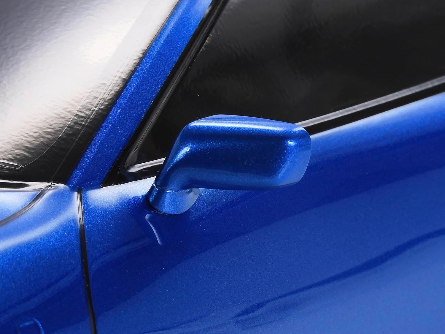 Detalle 2 de Tamiya 47505 Toyota Supra (JZA80) RC-byggsats i skala 1:10 med BT-01