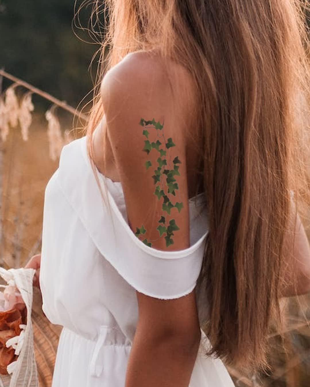 Detalle de Ivy Vine Temporary Tattoo – Large Green Leaf with 3 Connecting Pieces (19.5" Total)