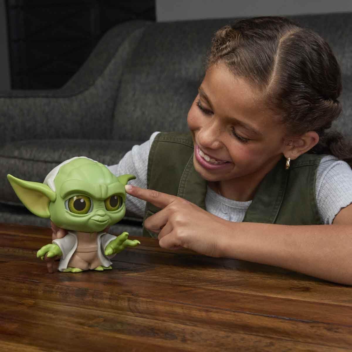 Detalle de Star Wars Wahrsager Yoda, Spielzeug – Zukunfts-Orakel mit leuchtenden Augen