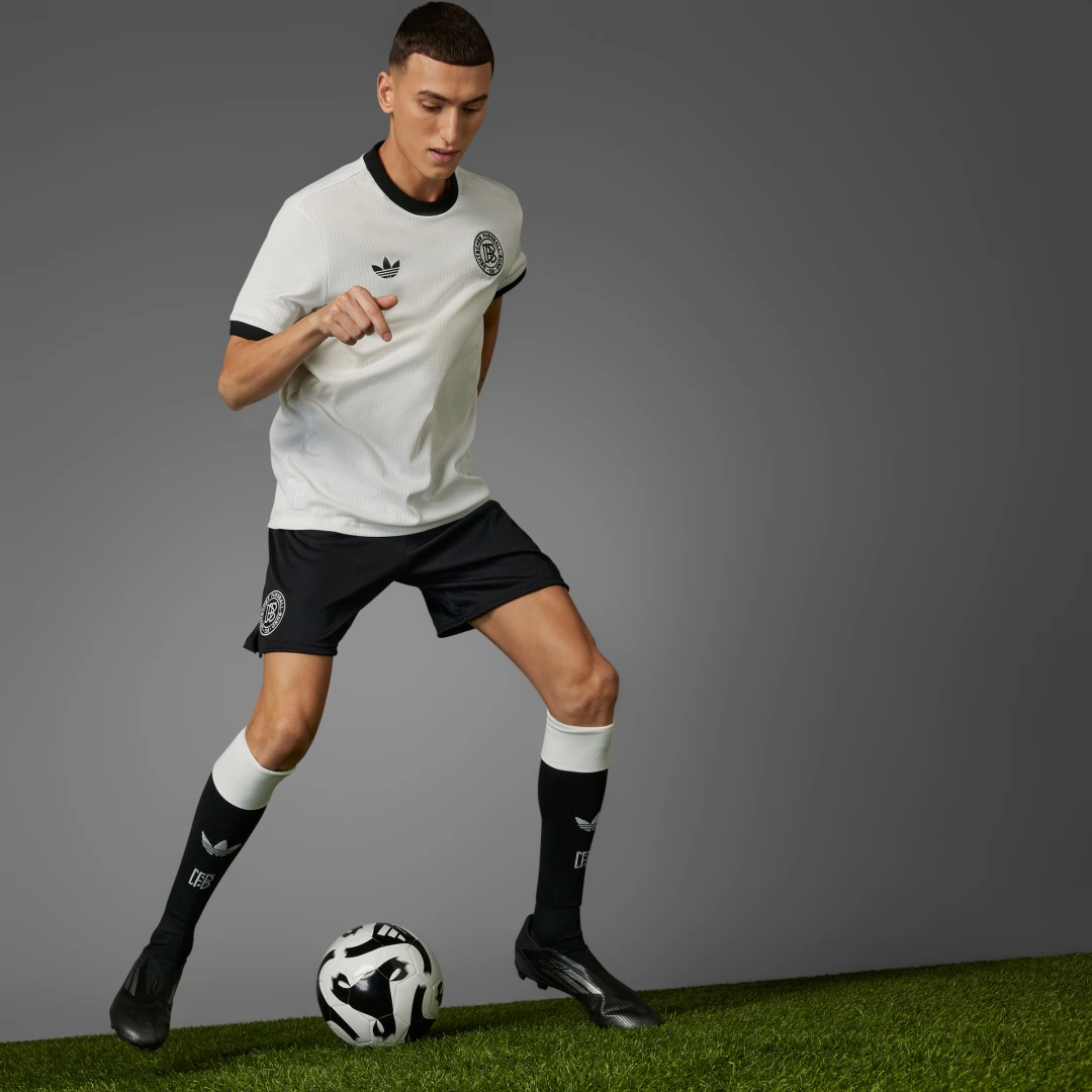 Detalle de Camiseta Alemania Anniversary de Adidas — Blanco