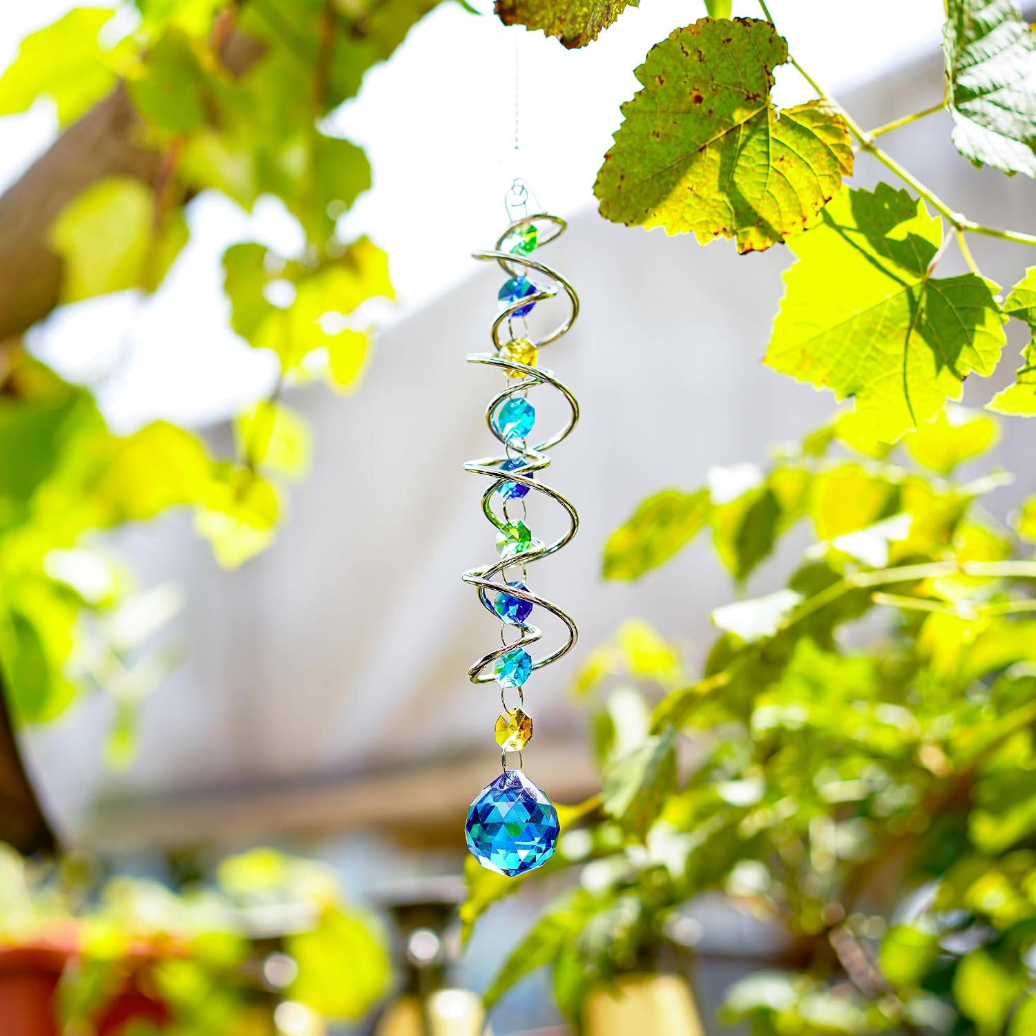 Detalle 2 de H&D HYALINE & DORA 20.5-Inch Crystal Gazing Ball Spiral Wind Spinner Suncatcher