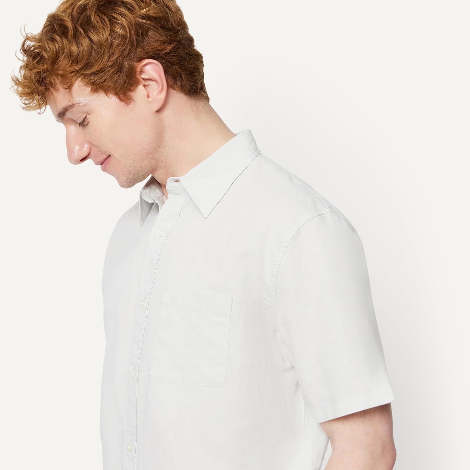 Detalle de Amazon Essentials Herren Kurzärmliges Regular-Fit-Leinenhemd