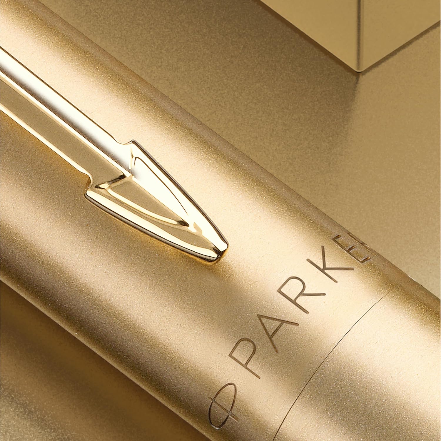 Detalle 2 de Parker Jotter XL bolígrafo dorado mate