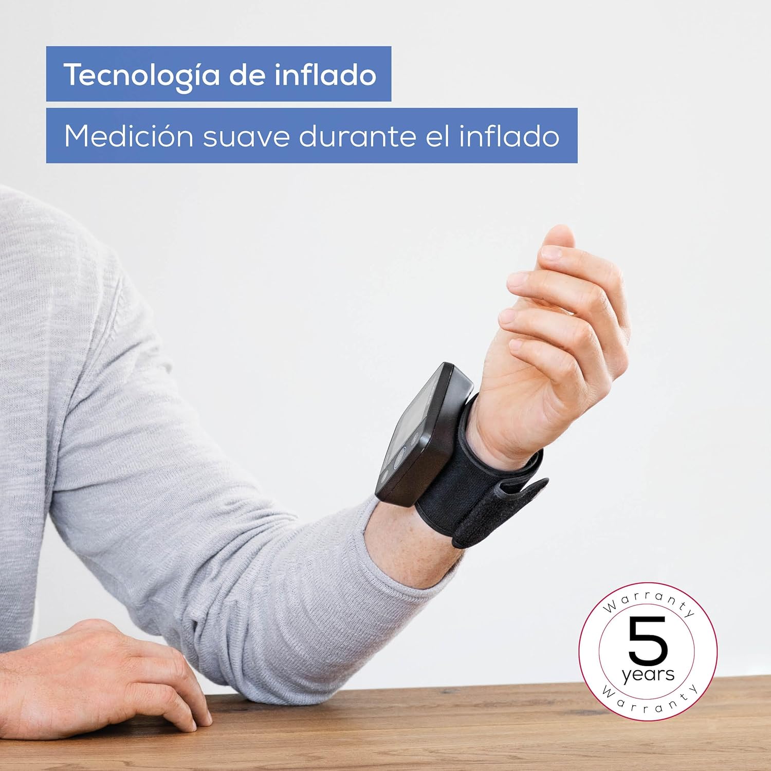 Detalle 2 de Beurer BC 54 Tensiómetro de muñeca con app y detección de arritmias 🩺